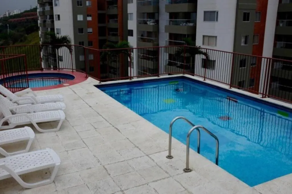 Apartaloft Miro Frente Al Centro C Chipichape Cali Apartment